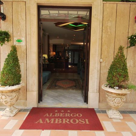 Hotel Ambrosi Fiuggi Esterno foto